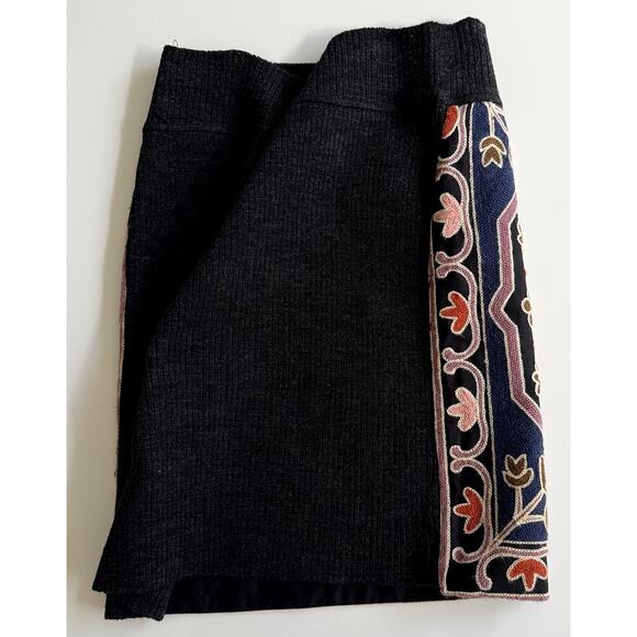 ZARA W&B Collection  mini skirt Tapestry Embroidered Multicolored, Boho  S - Picture 1 of 8